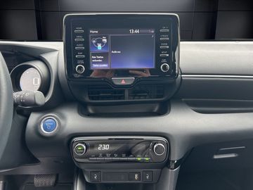 Car image 13