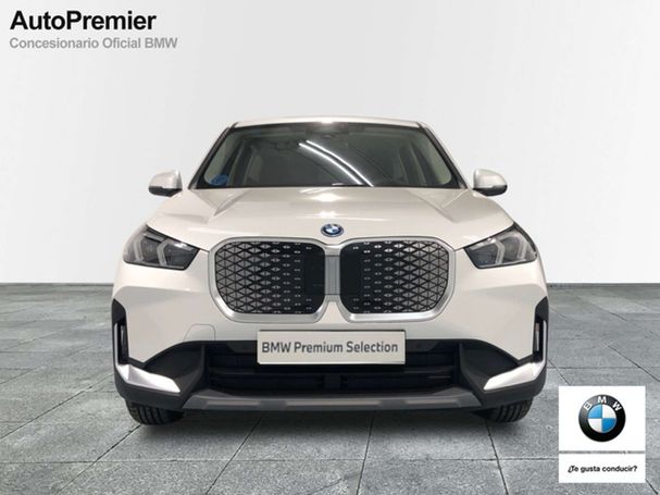 BMW iX1 xDrive30 230 kW image number 2