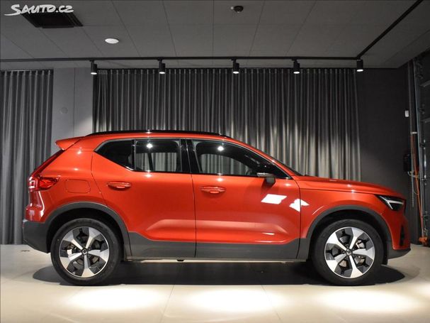 Volvo XC40 B4 145 kW image number 5