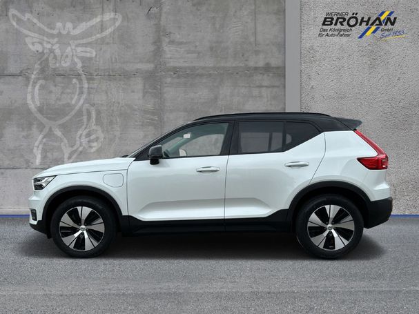 Volvo XC40 Recharge R T4 Design Expression 155 kW image number 3