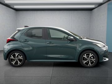 Car image 3