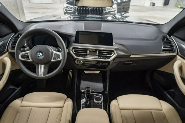 BMW X3 xDrive 135 kW image number 14