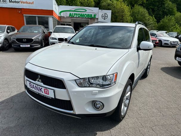 Mitsubishi Outlander 2WD 35 Jahre 108 kW image number 1