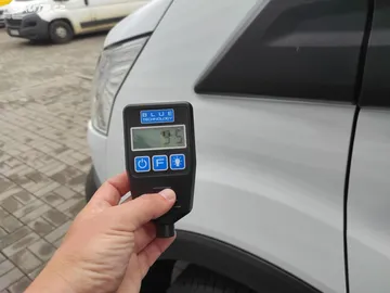 Car image 37