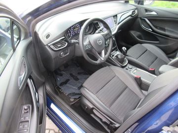 Car image 8