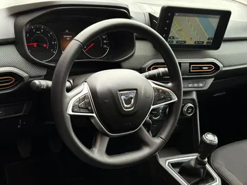 Car image 33