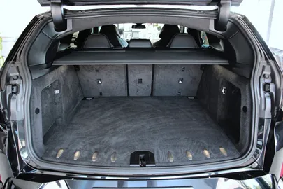 Car image 34