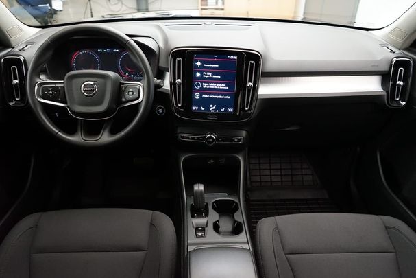 Volvo XC40 T2 Momentum 95 kW image number 6