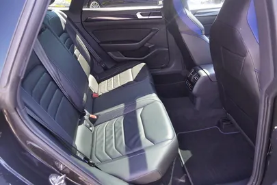 Car image 43
