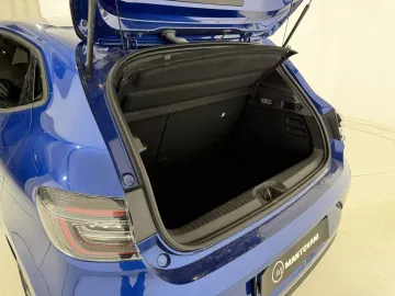 Car image 42