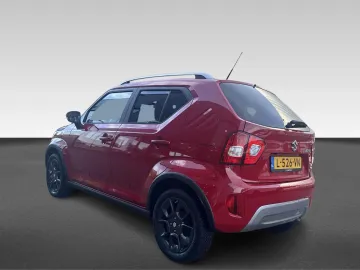 Car image 5