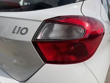 Car image 25