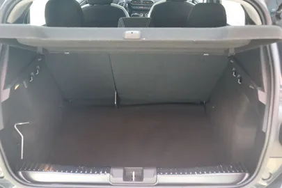 Car image 33