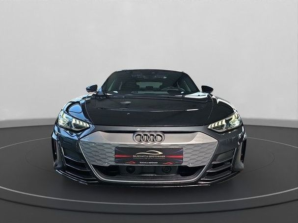 Audi e-tron GT quattro 350 kW image number 3