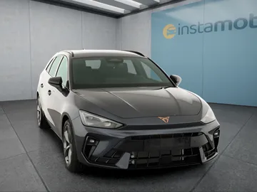 Car image 29