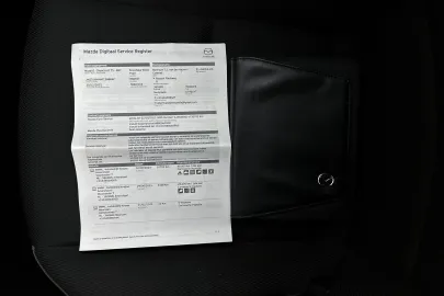 Car image 32