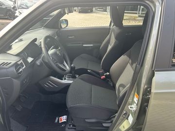 Car image 15