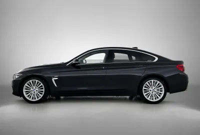 Car image 5