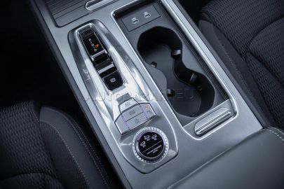 Car image 31