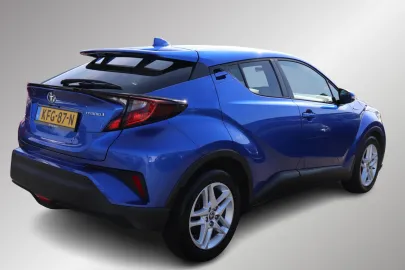 Car image 3