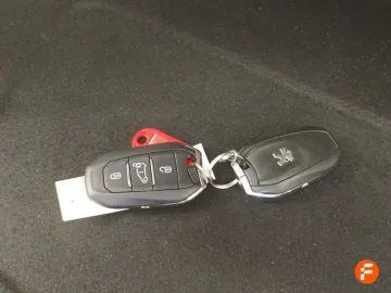 Car image 31