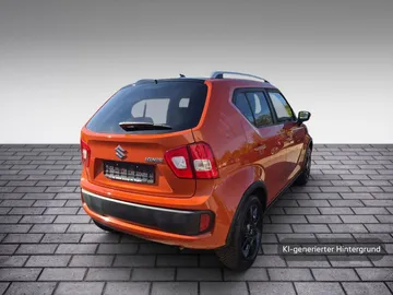 Car image 4