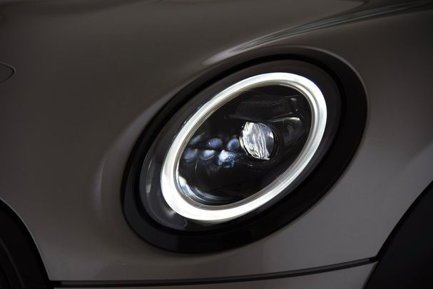 Mini Cooper SE Mini Yours Trim 135 kW image number 22