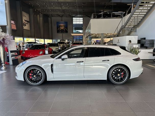 Porsche Panamera GTS Sport Turismo 338 kW image number 3