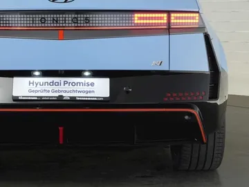 Car image 33