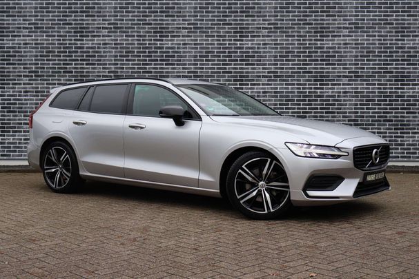 Volvo V60 B3 Momentum 120 kW image number 2