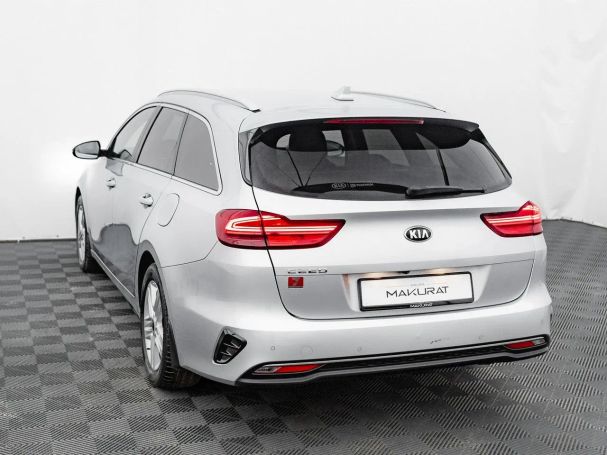 Kia Ceed 1.4 T-GDi DCT 103 kW image number 5