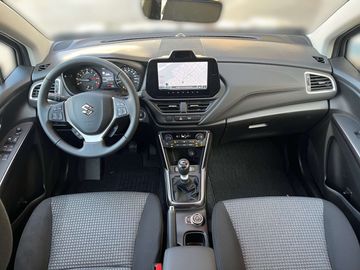 Car image 11