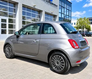 Car image 4
