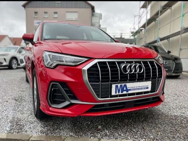 Audi Q3 35 TFSI S-line 110 kW image number 6