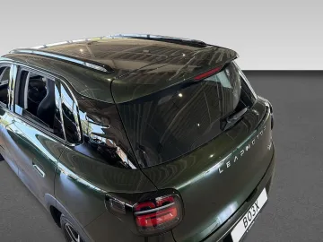 Car image 25