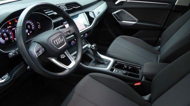 Audi Q3 35 TDI S tronic Business 110 kW image number 7