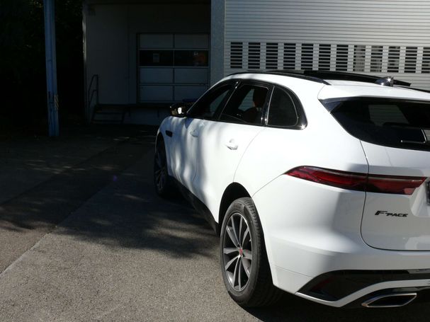 Jaguar F-Pace D300 R-Dynamic SE AWD 221 kW image number 5