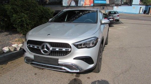 Mercedes-Benz GLA 180 100 kW image number 8