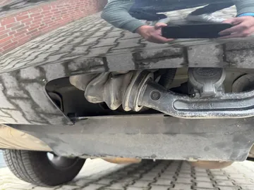Car image 36