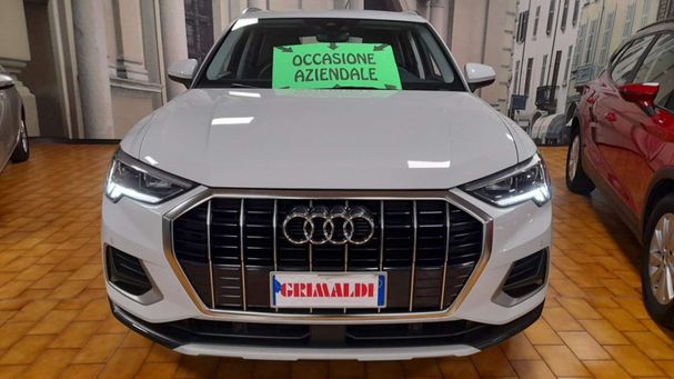 Audi Q3 35 TDI S tronic Advanced Business 110 kW image number 3