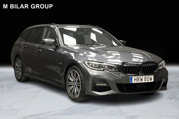 BMW 330e Touring M Sport xDrive 216 kW image number 2