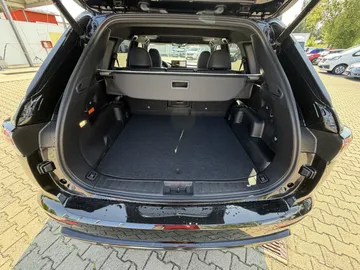Car image 40