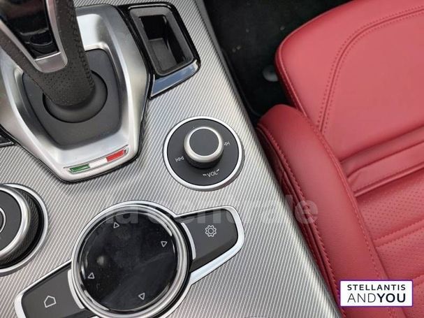 Alfa Romeo Stelvio 2.2 AT8 118 kW image number 19