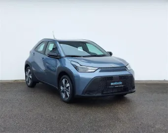 Car image 2