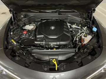 Car image 43