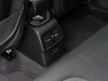 Car image 41