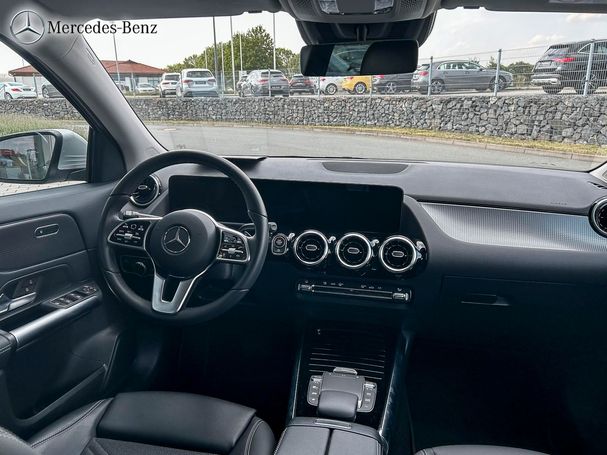 Mercedes-Benz GLA 180 100 kW image number 13