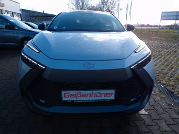 Car image 3
