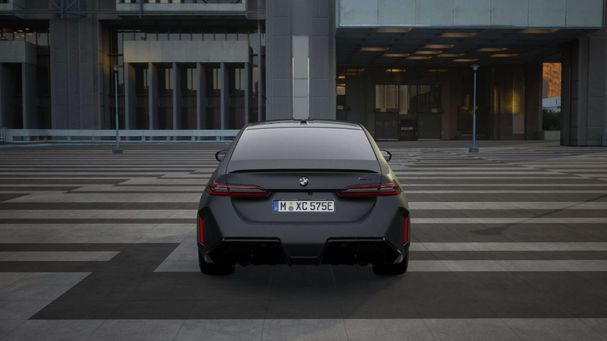 BMW M5 M xDrive 441 kW image number 2