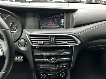 Car image 33